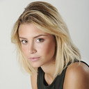 Domiziana Giovinazzo als Elena Martini