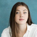 Kimberley Beecroft als Anne Brontë