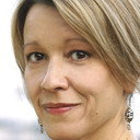 Linda Emond als Barbara