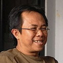 Enison Sinaro, Director