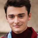 Noah Schnapp als Self - Will Byers