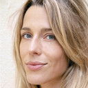 Manon Girardi als Jeune femme héliport