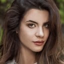 Susana Hidalgo als Beatriz “Tati” Allende