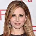 Cara Buono als Mrs. Jacobsen