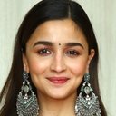 Alia Bhatt als Rani Chatterji