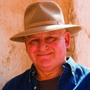 John Romer als Self - Presenter