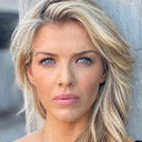 Caitlin Clark als Amanda