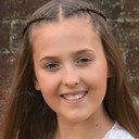 Anya Evans als Tina Denmark