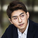 崔航 als Zhen Heng