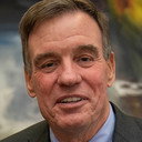 Mark Warner als Self - Reader: The Constitution