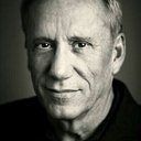 James Woods als Mr. Lisbon