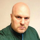 Shawn P. Farrell als Park Avenue Pedestrian (uncredited)