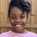 Annelle Olaleye als Molly Falls