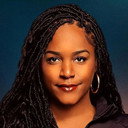 Nia Moore als Self