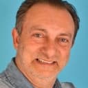 Taylan Erler als Gizem'in Babası