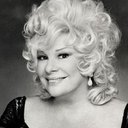 Renée Taylor als Ms. Waco-Chapman