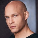 Tony Wade als Sniper #3 (uncredited)