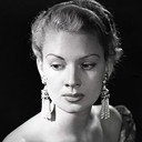 Renée Dumas als Nancy