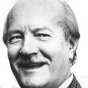 Tullio Valli als On. Malventi