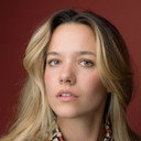 Julia McDermott als Stacey