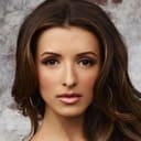 India de Beaufort als Maya Goshdashtidar