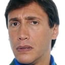 Fabián Gianola als Dreyfus