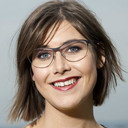 Ymke Wieringa als Self - Host