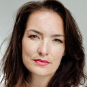 Colette Lennon Dougal als Mallon