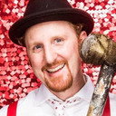 Jamie DeWolf als Storyteller