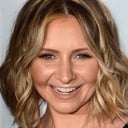 Beverley Mitchell als Grace