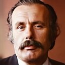 Özdemir Han als 