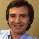 Gérard Rinaldi als Le chanteur de Quadrille (voice)