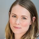 Sonya Davis als Mary