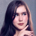 Dania Michelle als Stacy