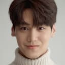 Hong Seung-bum als Choi Jung-seo