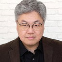 June Yoon als Various Interviewees (voice)