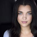 Tiffany Kerr als Attractive New Tour Guide