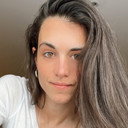 Sara Leal als Barista Assassin