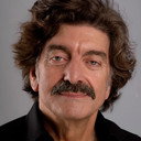 Ünal Silver als Ayhan Abi
