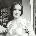 Ольга Барнет als Kelvin's Mother