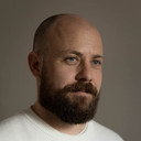 Nathanael Chadwick als Wayne