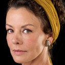 Cris Bonna als Dorothy McGold Evans