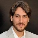 Alberto Ammann als Mariano Saravia
