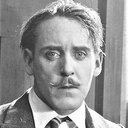 Robert Cain als Pierre Du Bois / Marcus Jones