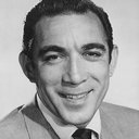 Anthony Quinn als Zampanò