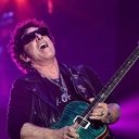 Neal Schon als Himself - Guitar