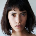 Chloe Hirschman als Jan Cousteau