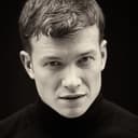 Ed Speleers als Jack Crusher