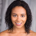 Sade Malone als Ellie