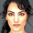 Sezgin Uzunbekiroğlu als Dr. Feriha Mahmudzade